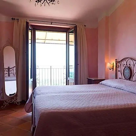Relais Pian Delle Starze 4* Camerota